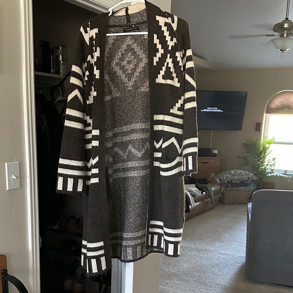 Geometric Patterned Brown and White Women's Sweater